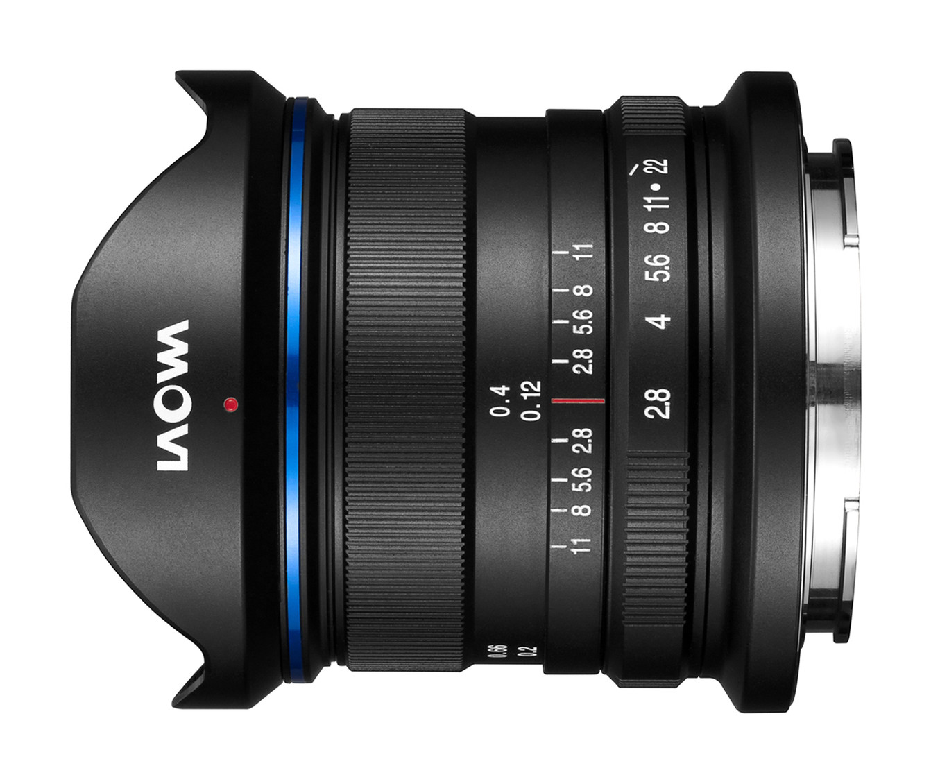 The manual focus ring and aperture ring with a DOF scale – there are no other controls on the lens